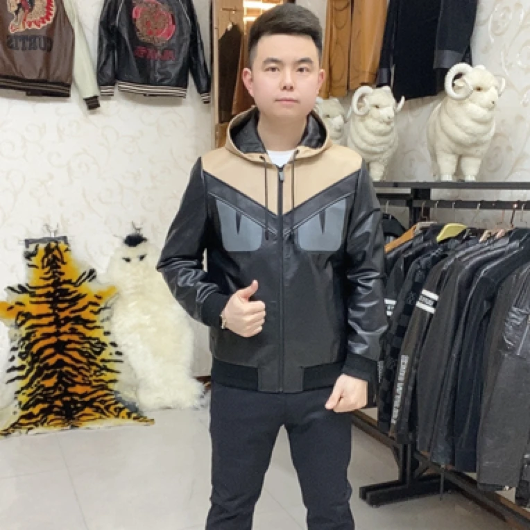 绵羊皮休闲男士帽款休闲夹克小怪兽