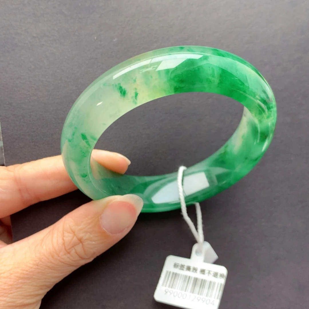 未镶嵌手镯石英质玉