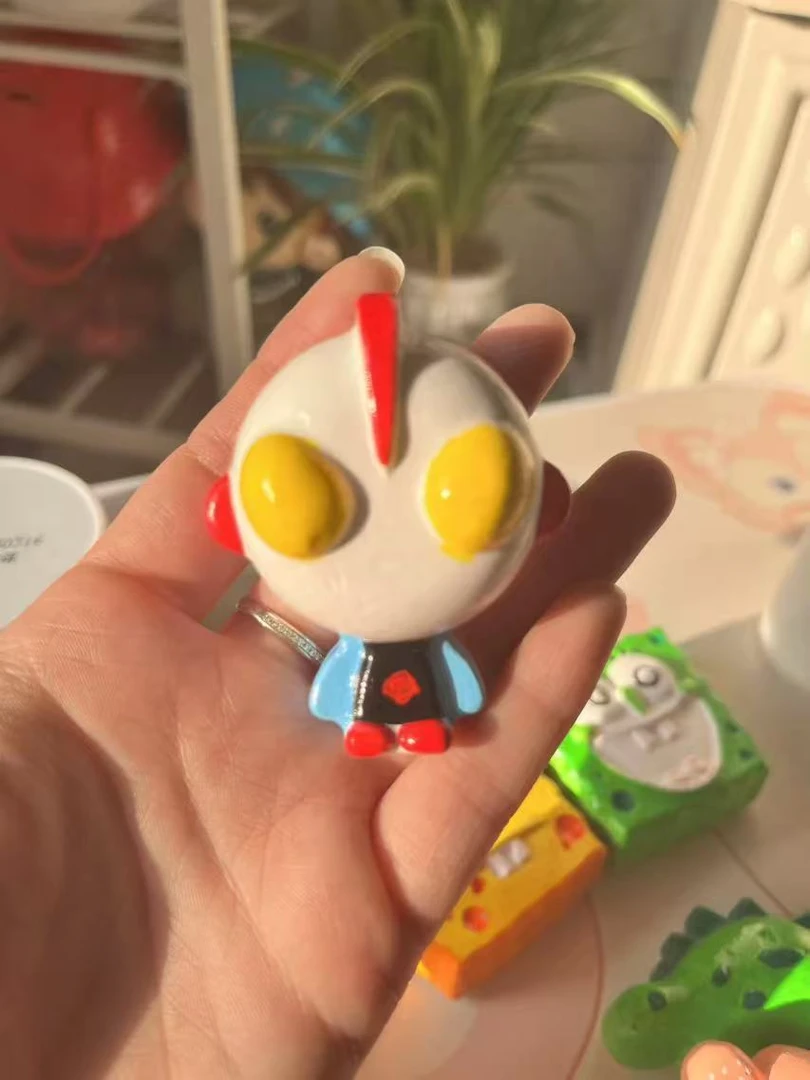 奥特曼石膏娃娃涂色网红小石膏娃娃彩绘迷你亲子玩具涂鸦库三丽鸥