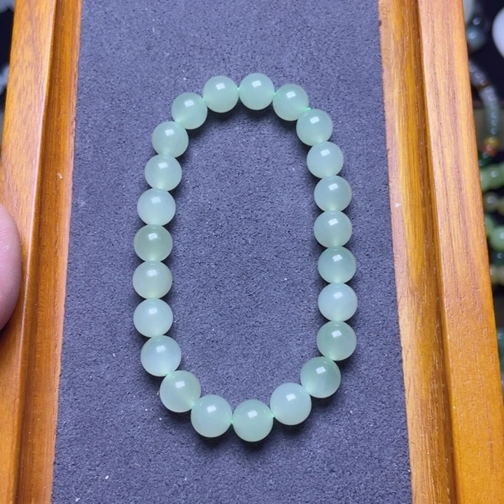 手链未镶嵌和田玉年****?