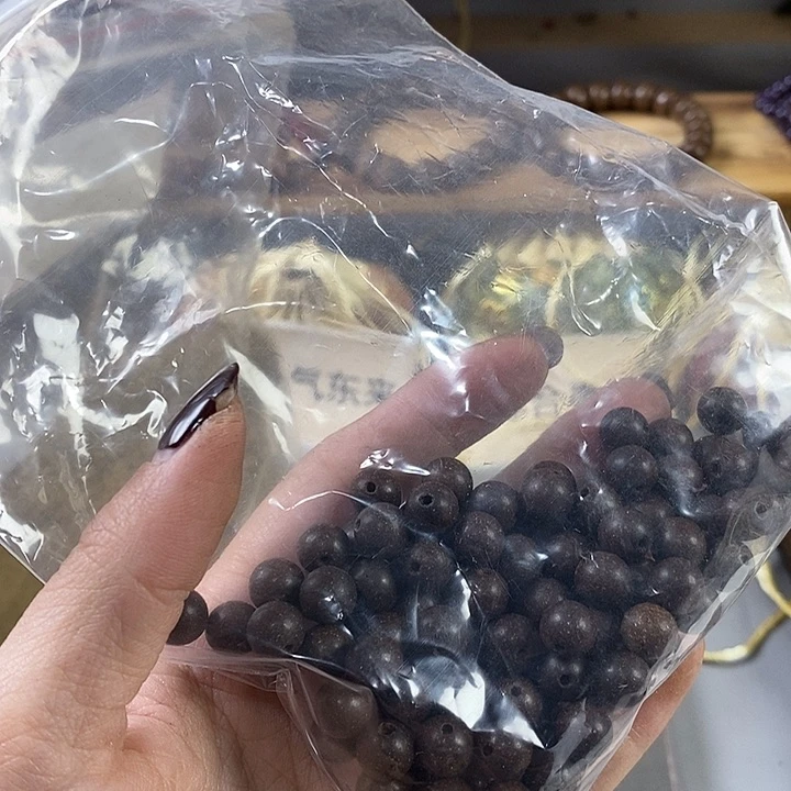 泥塑莉*瑕疵七香十二精0.8半包