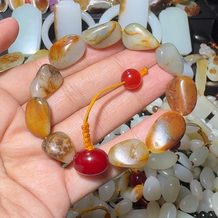 和田玉未镶嵌手链