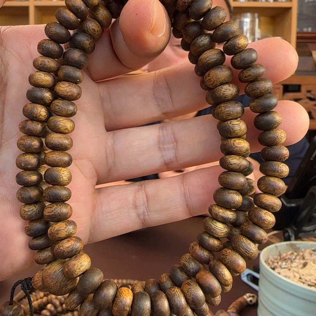 沉香手串奇楠金沙叶算盘珠27克，0.85