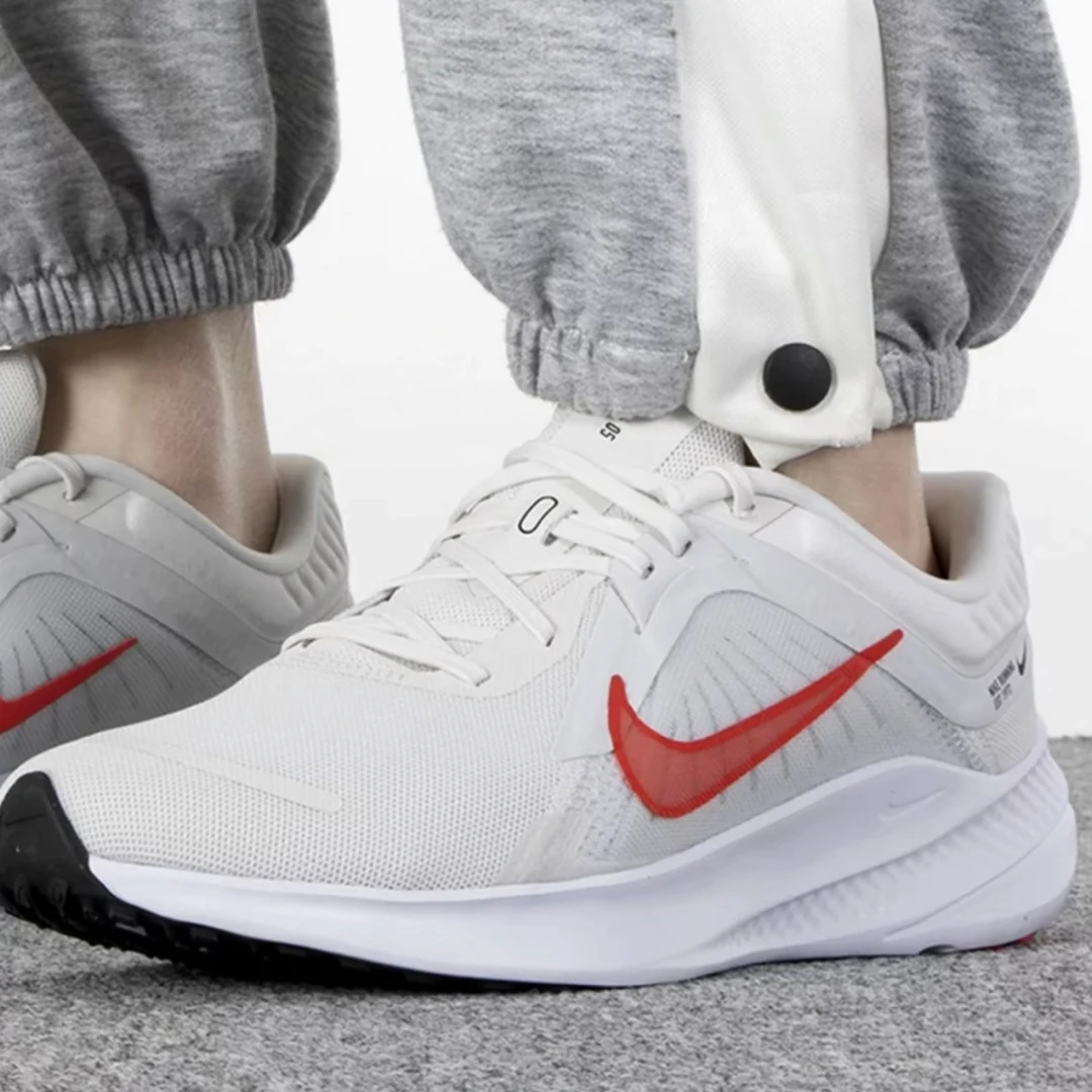 Nike Quest 5 舒适耐磨透气支撑 低帮 休闲跑步鞋 男款 红白色