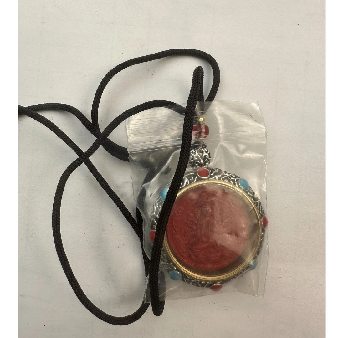 含辰砂工艺品【闪购商品】朱砂千手观音嘎乌盒Z04