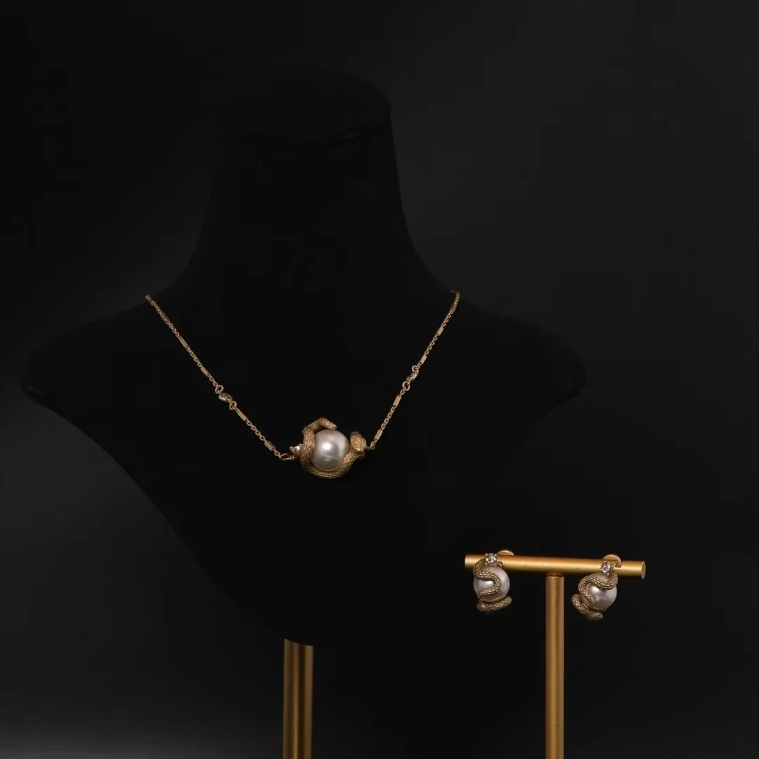 铜合金项链 项链耳钉套装中古vintage高级感铜镀做旧小众玲珑蛇