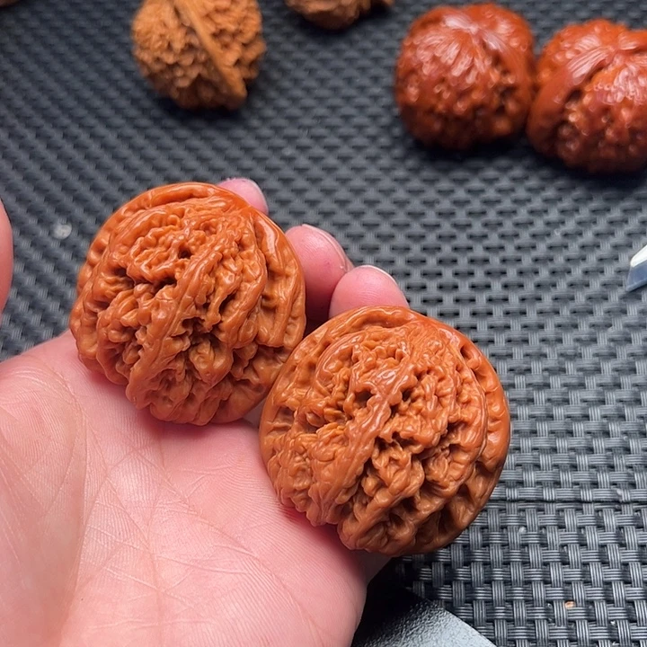 大***管文玩核桃把件大粗筋