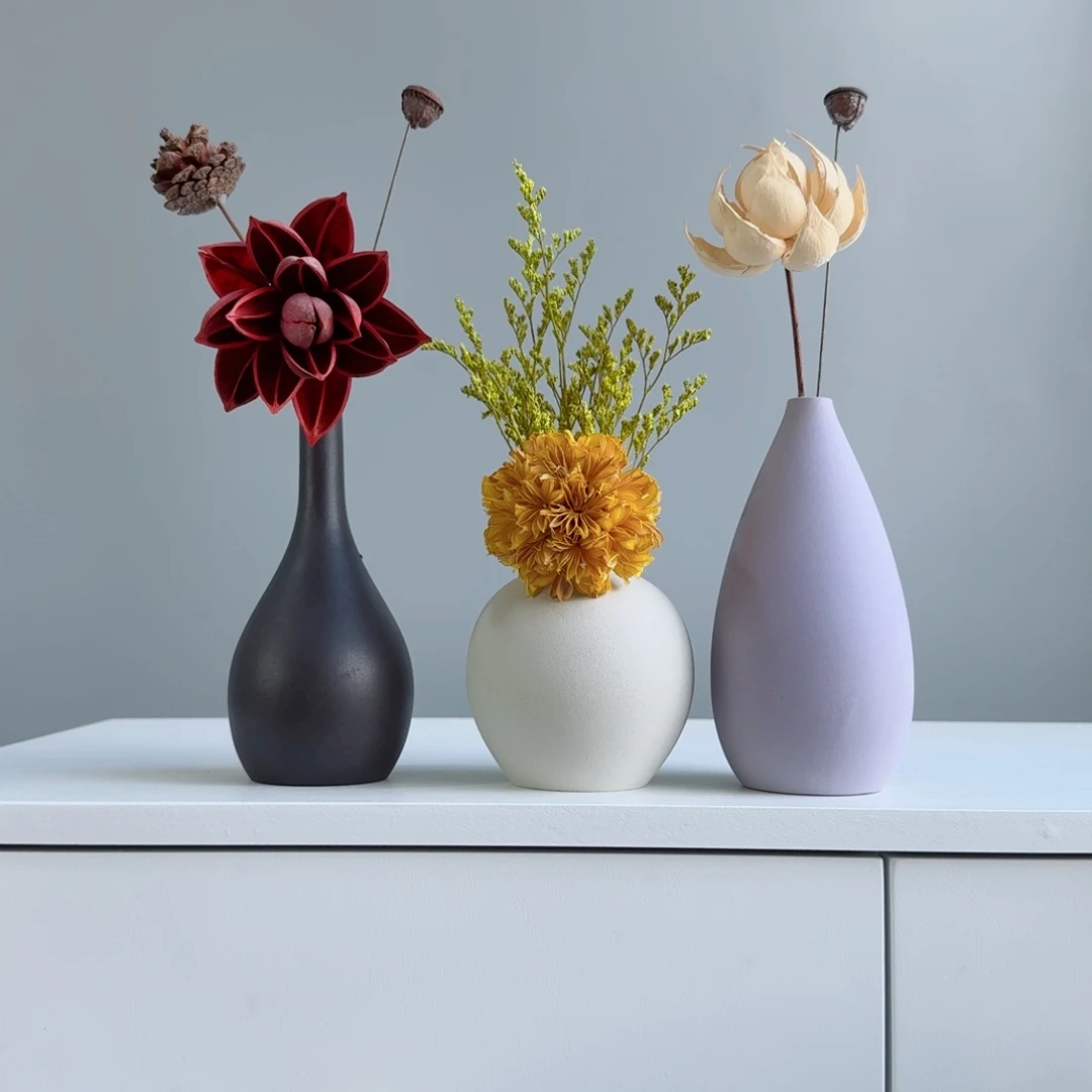 摆件陶瓷小花瓶含花总高约20-30cm