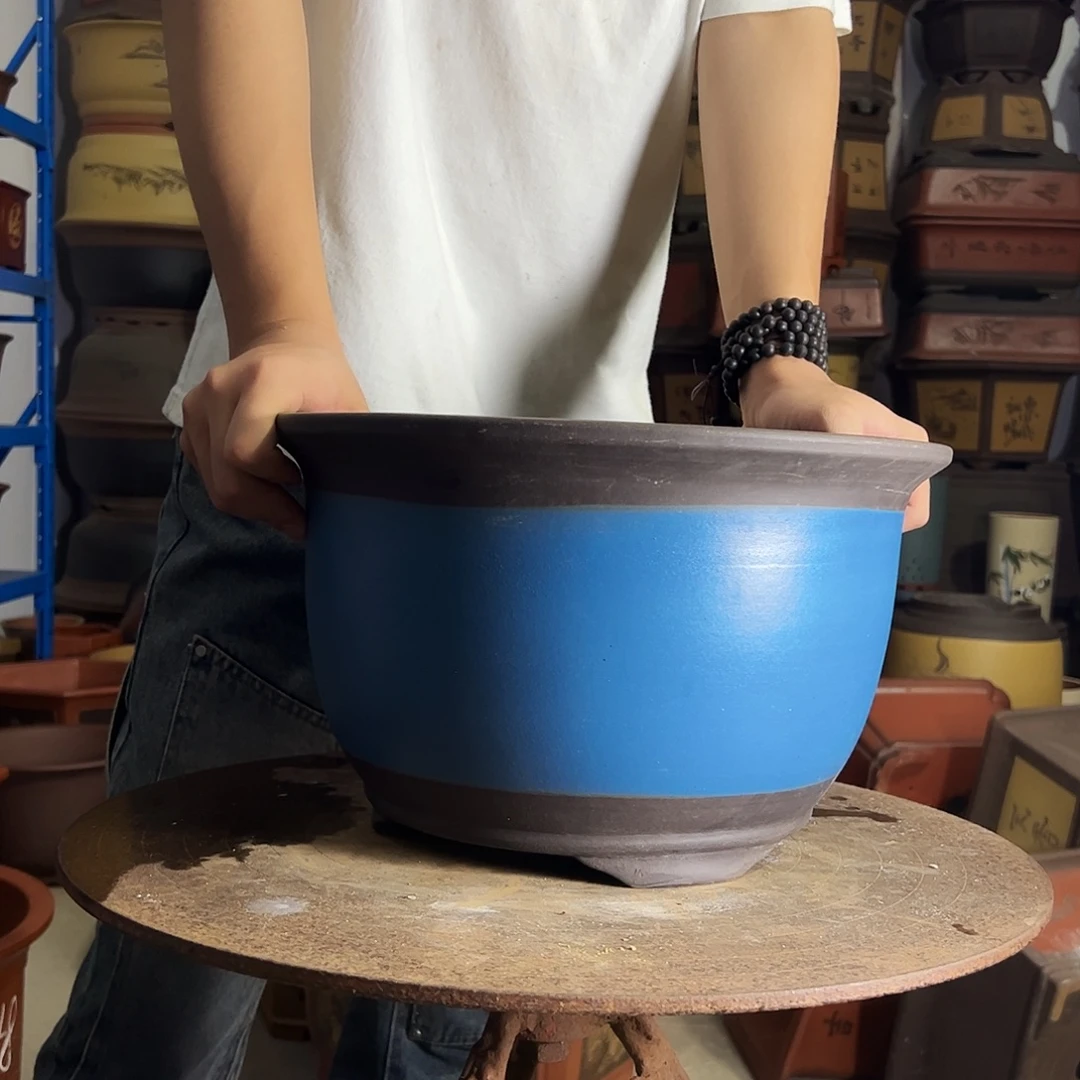 宜兴紫砂花盆30蓝山水