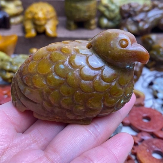 蛇纹石玉未镶嵌颈饰137