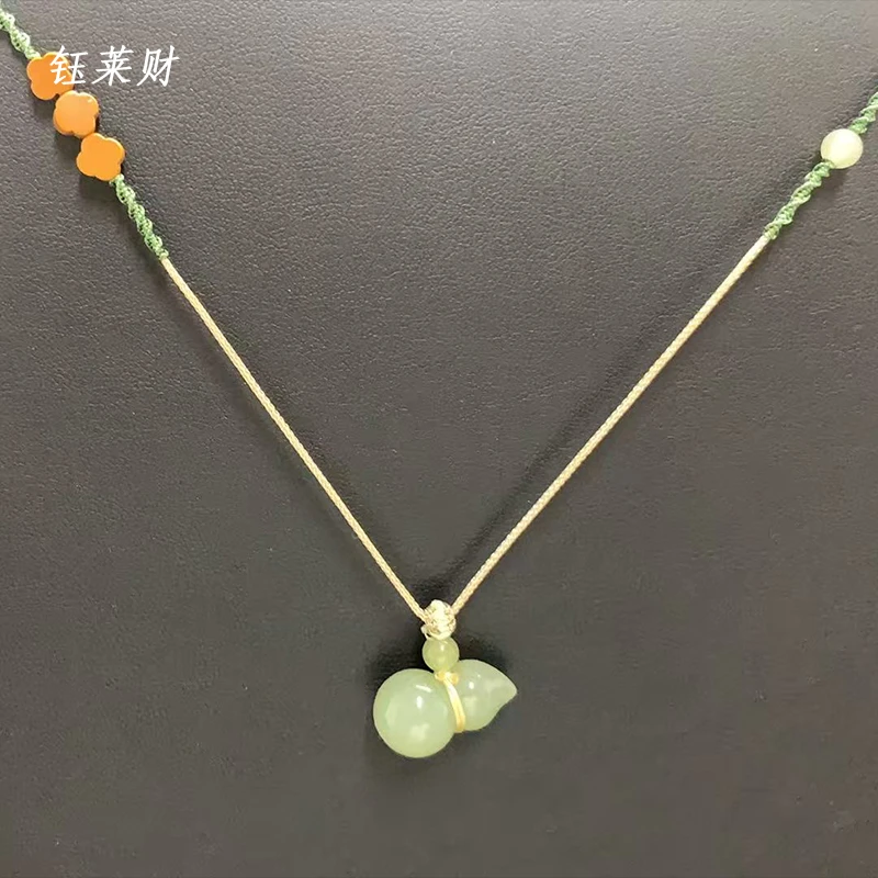 和田玉葫芦吊坠晴水玉坠精致时尚天然玉石佩戴饰品多样性发货其一