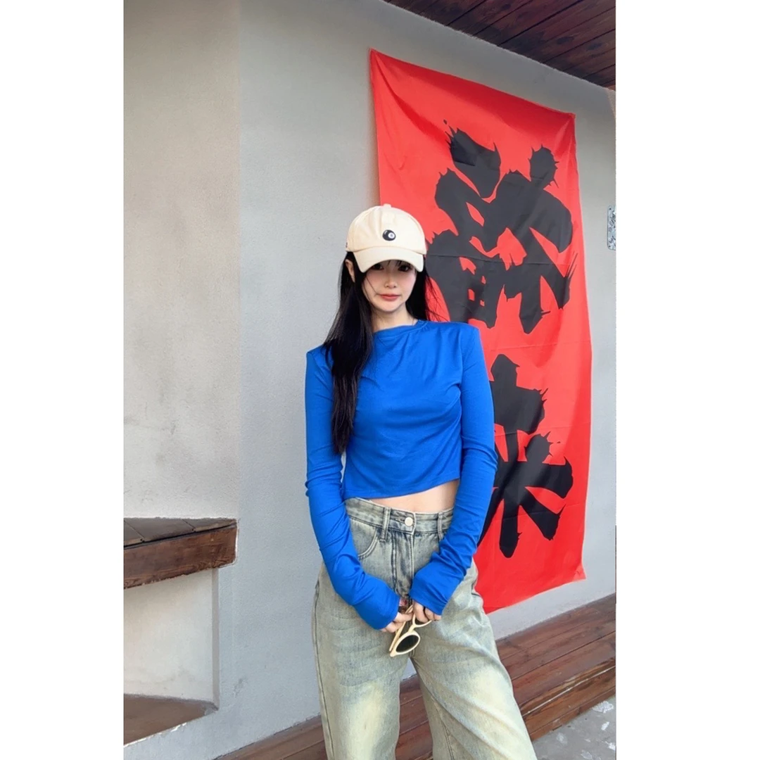 【RONZE潮流服饰】初秋时尚纯色ins修身垫肩圆领设计感百搭长袖