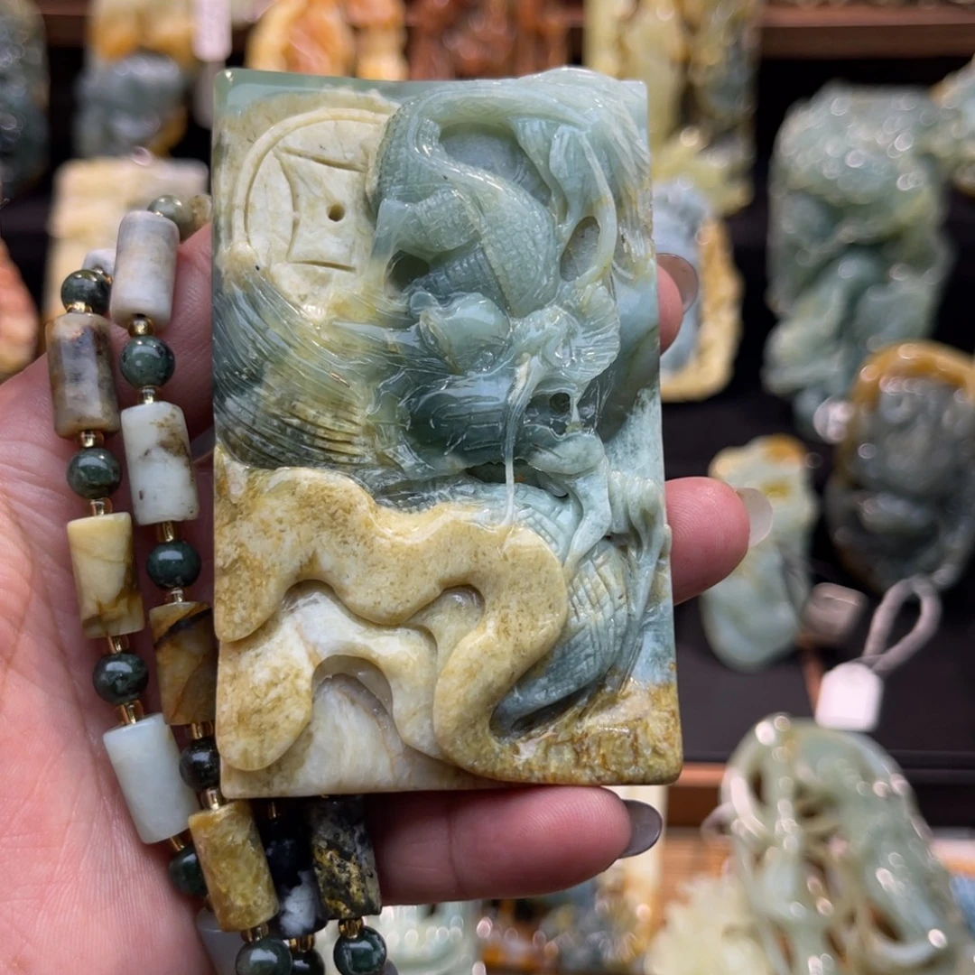 蛇纹石玉未镶嵌吊坠(赠链)