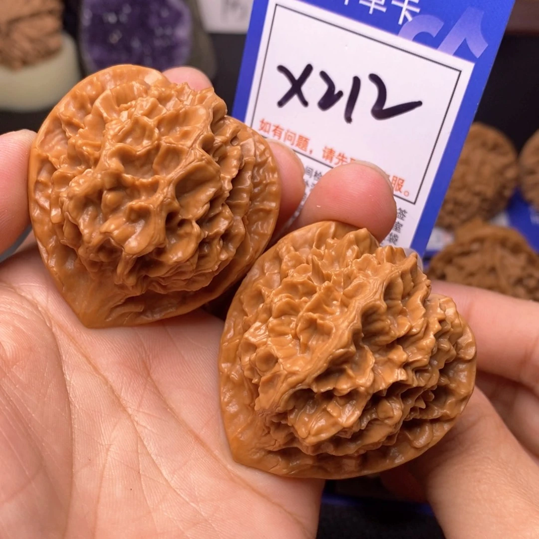 文玩核桃把件白**白47帝王x212