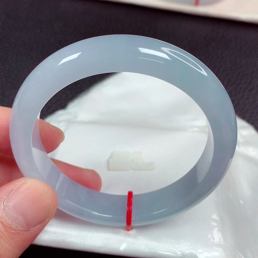 未镶嵌手镯翡翠天然翡翠手镯