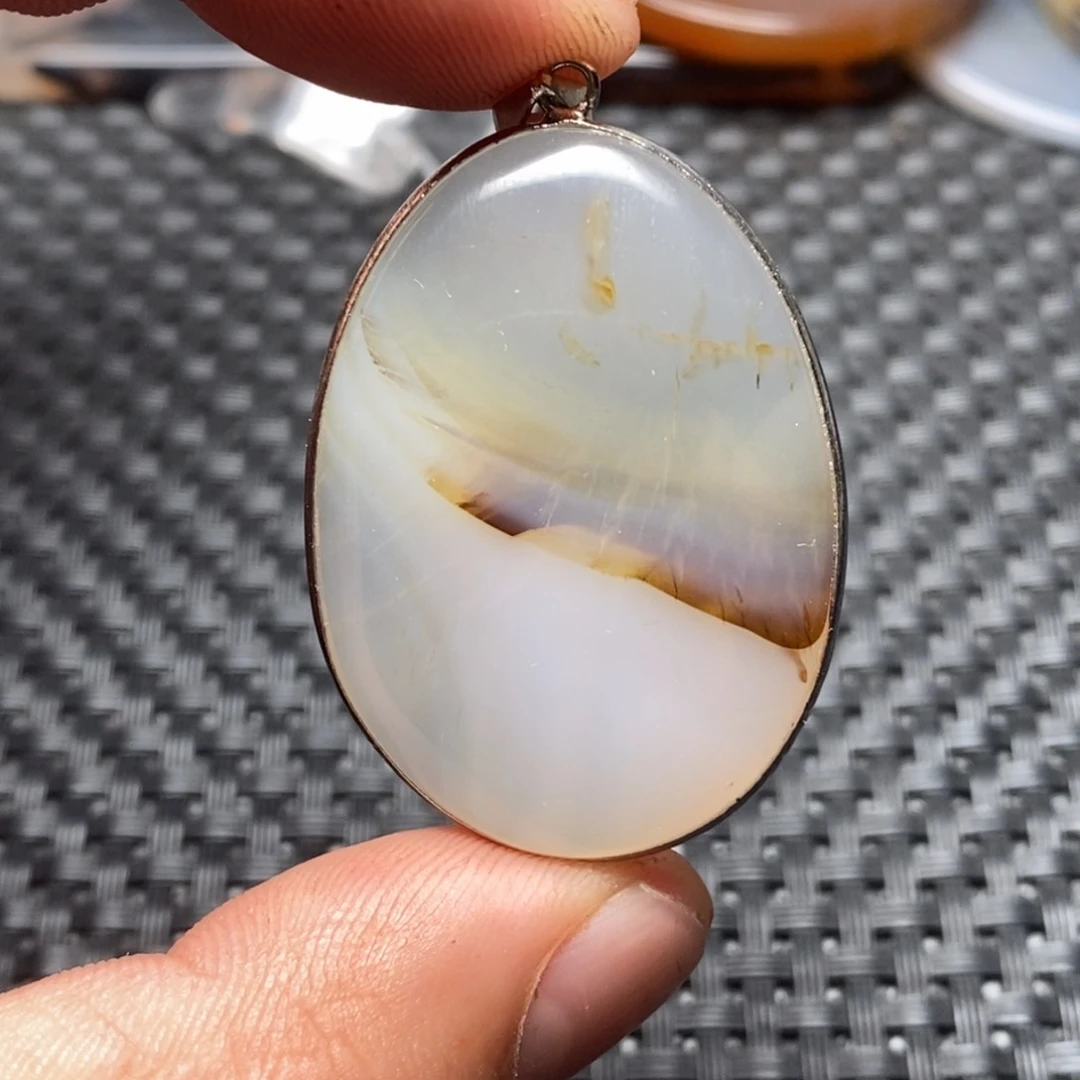 玛瑙/玉髓颈饰未镶嵌