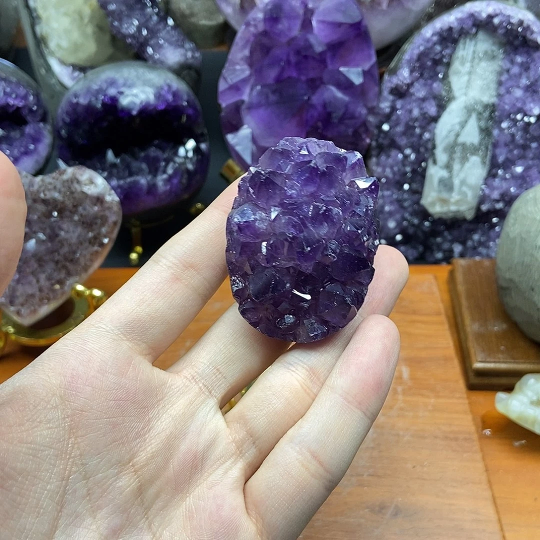 未镶嵌水晶大型摆件（非配饰）