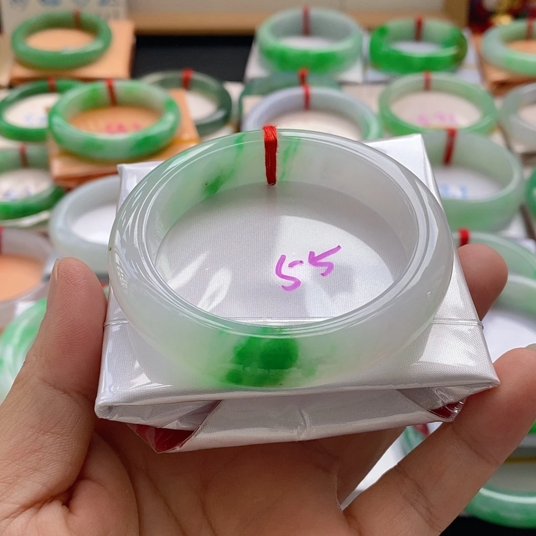露***米翡翠未镶嵌手镯手镯分