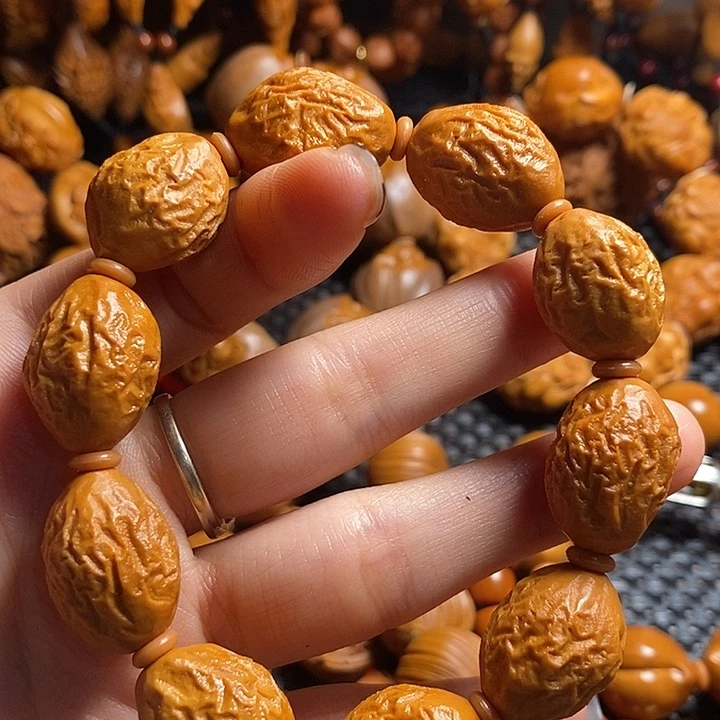 吊坠橄榄核?****?大枣手串