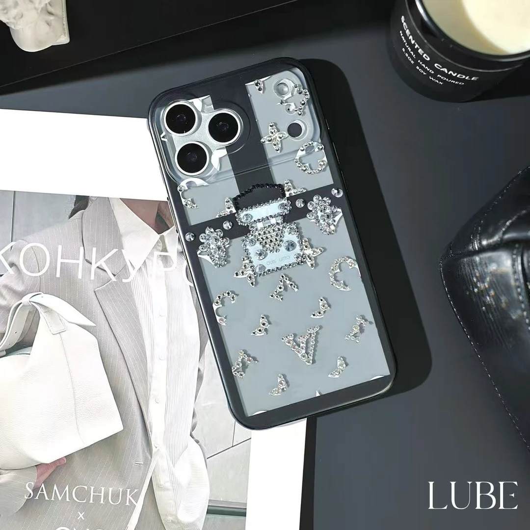 【Side Trunk】歪歪四代imd高定手工钻壳适用于苹 果17pm/16pm/15pm