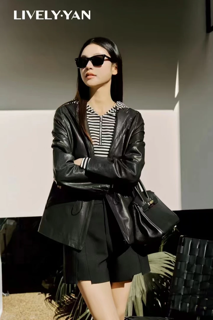LIVELY•YAN俪妍LY43282-12皮衣
