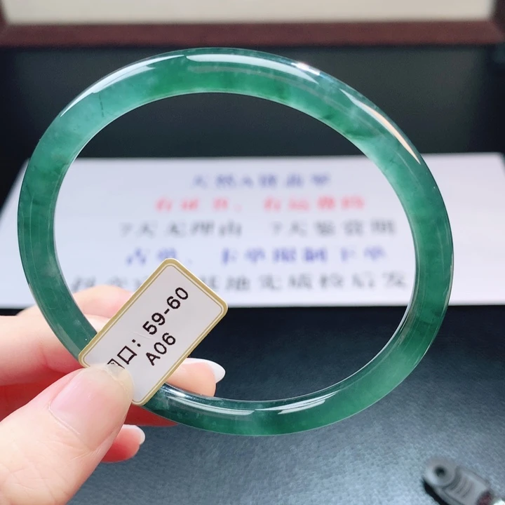 翡翠未镶嵌手镯翡翠手镯66