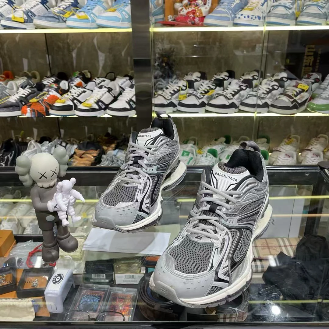 99新 Balenciaga/巴黎世家 x pander弹簧鞋灰白配色/44码/原盒