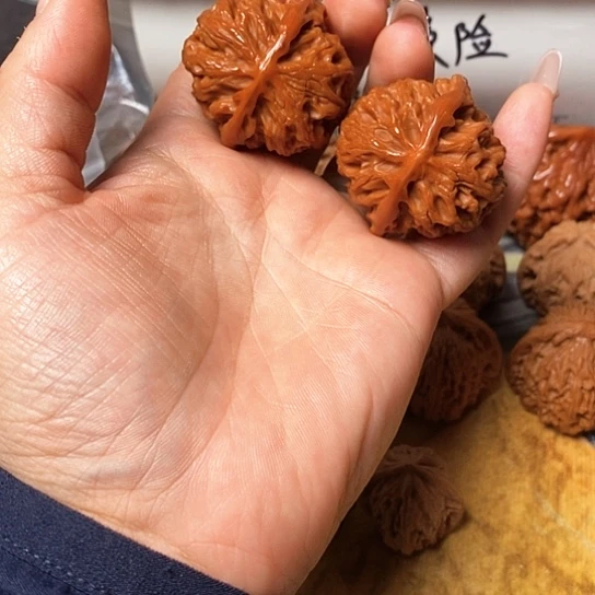 吊坠文玩核桃苹果