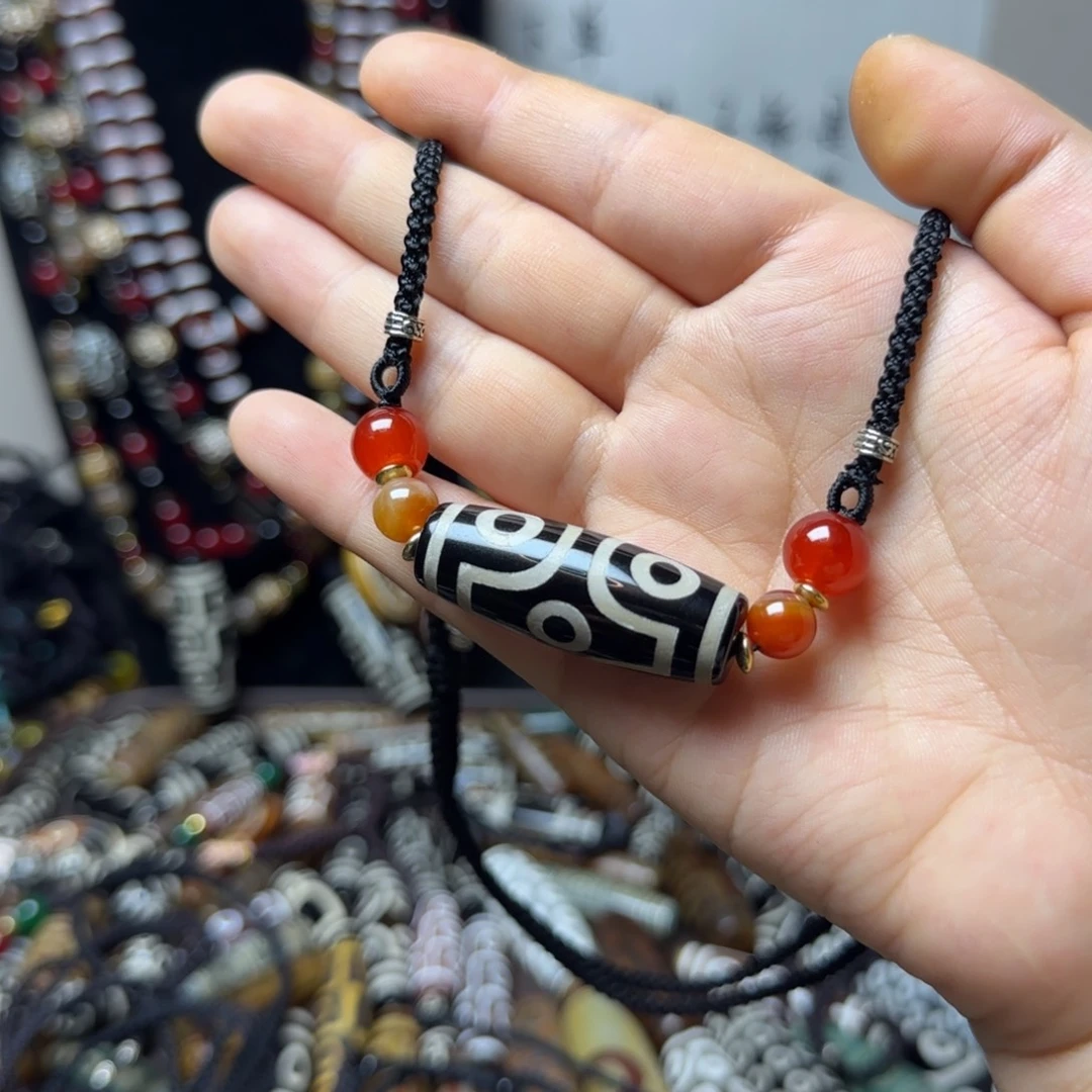 玛瑙/玉髓合金颈饰