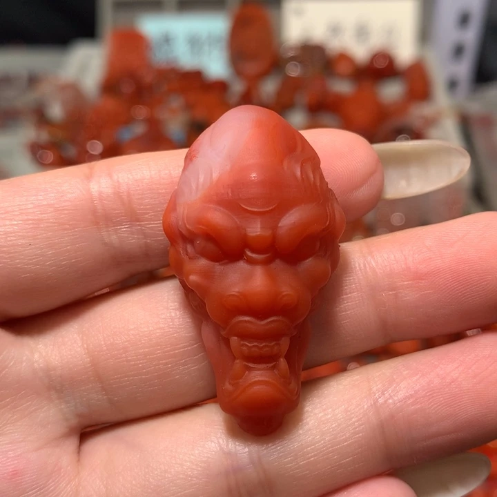 【闪购商品】未镶嵌兽面南红玛瑙
