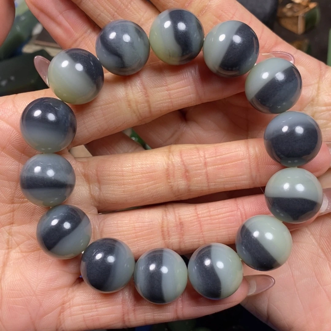 和田玉手串卡16未镶嵌莎**卡