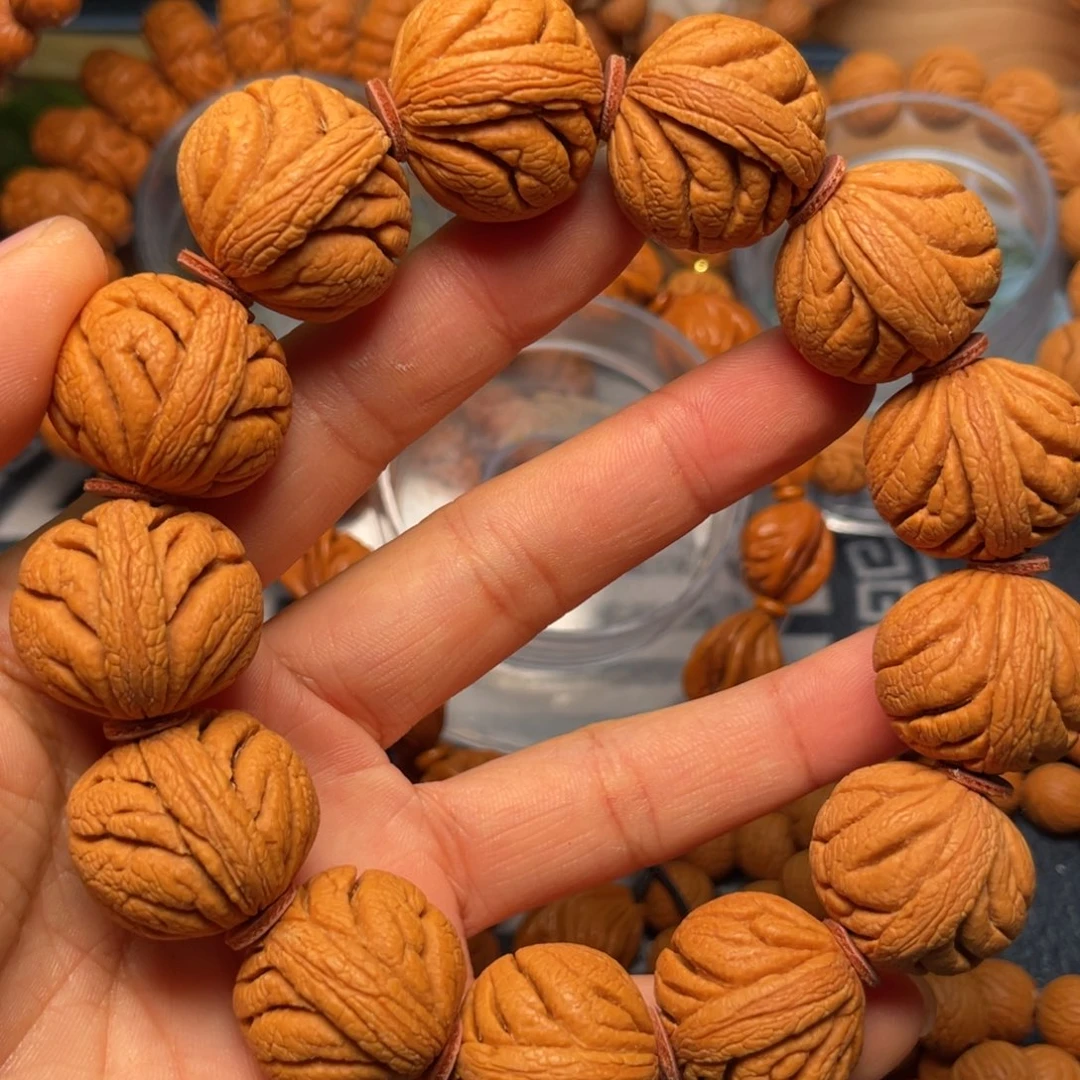 桃核手串龙纹桃核54