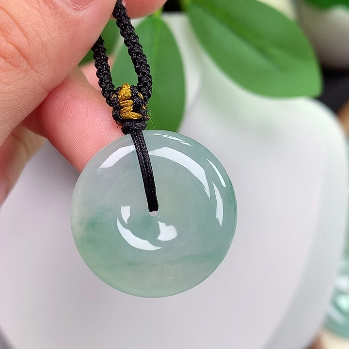颈饰未镶嵌翡翠平安扣 25.6x6.1mm