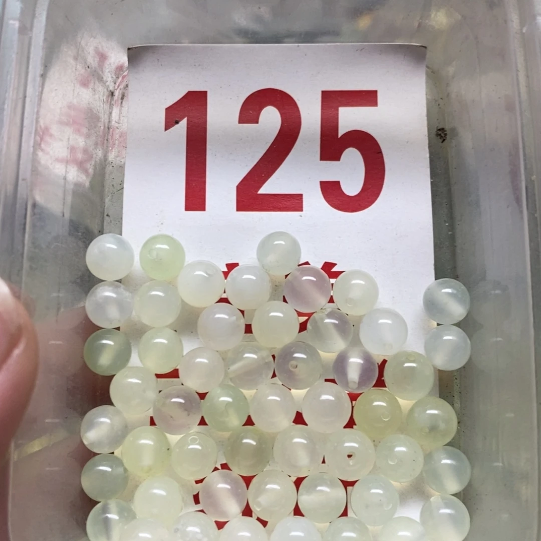 蛇纹石玉挂坠未镶嵌