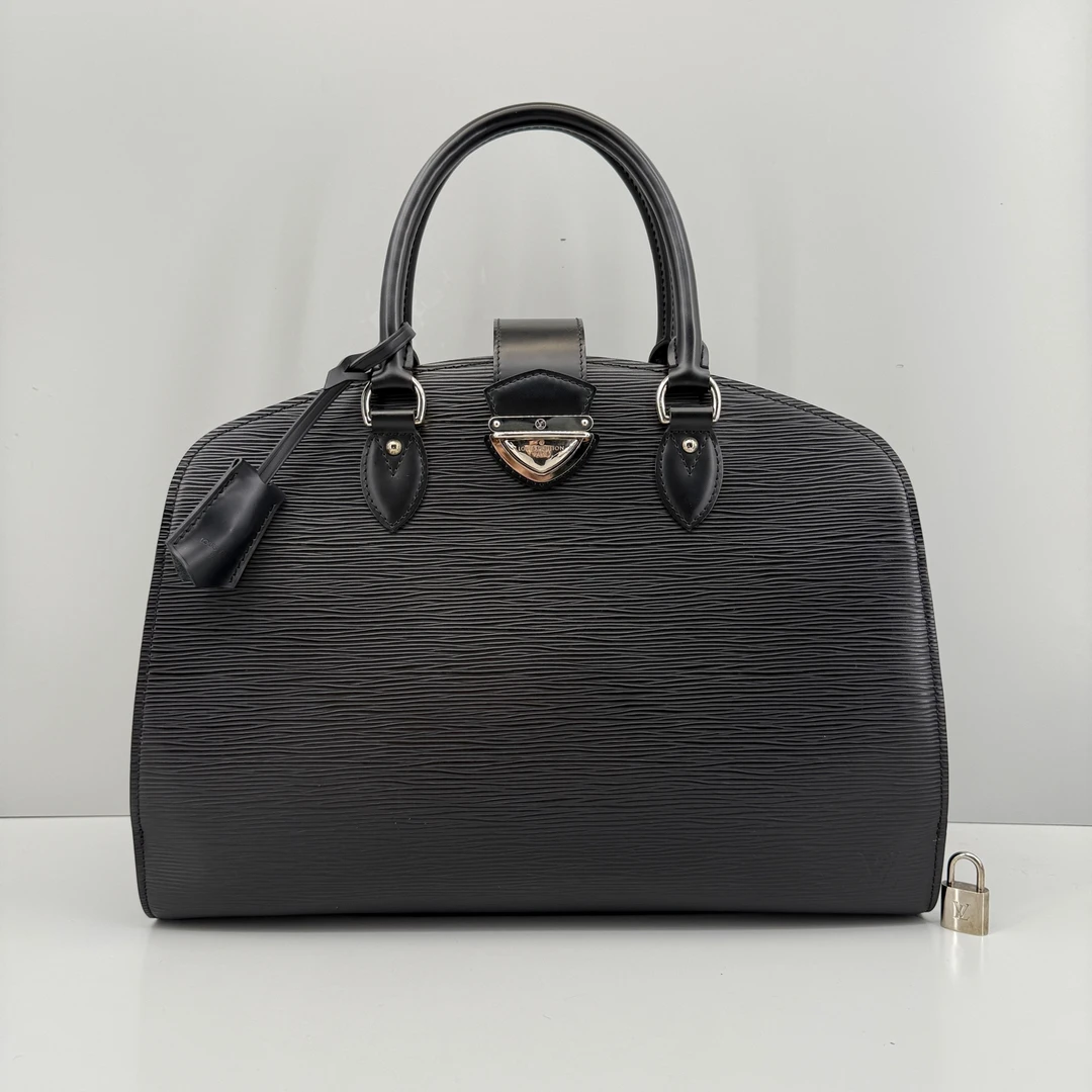 95新 LouisVuitton/路易威登 优选/PontNeuf黑色手提包/38×28×12