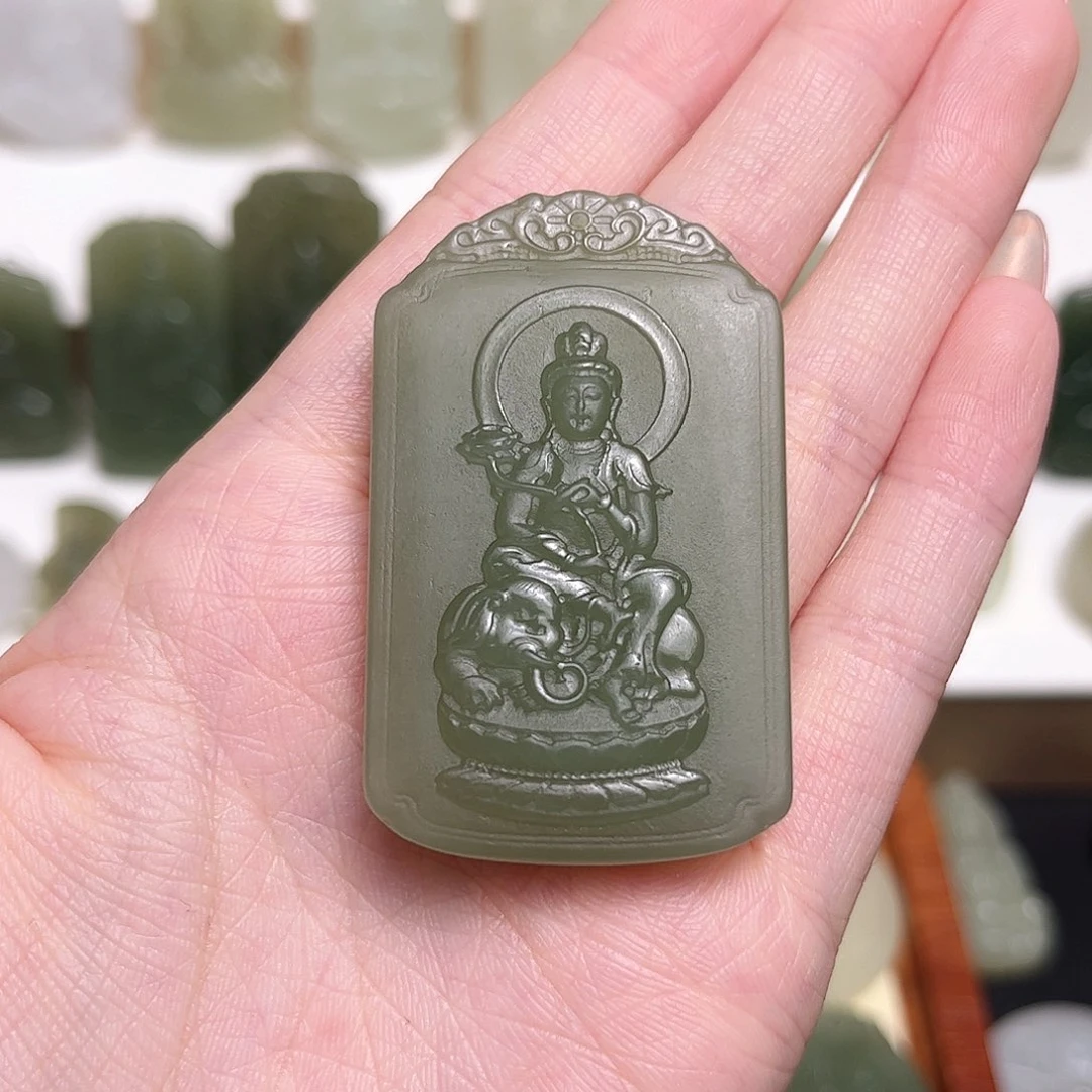 和田玉颈饰未镶嵌闭****2