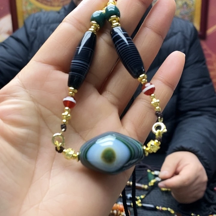 玛瑙/玉髓合金颈饰