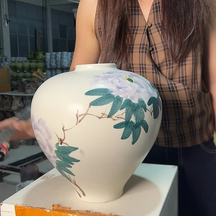 景德镇陶瓷花瓶微瑕介意勿拍