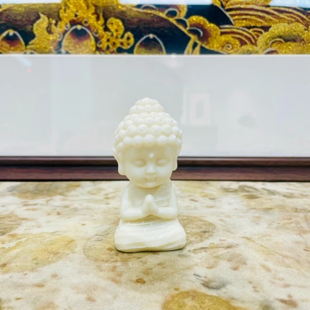 ZH244-象牙白果小沙弥摆件（85）