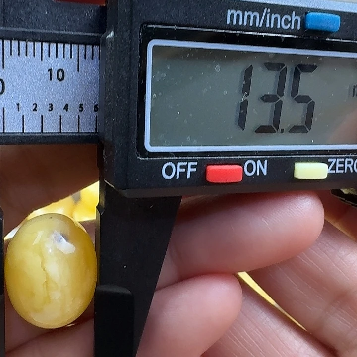 植物珀未镶嵌裸石65杂