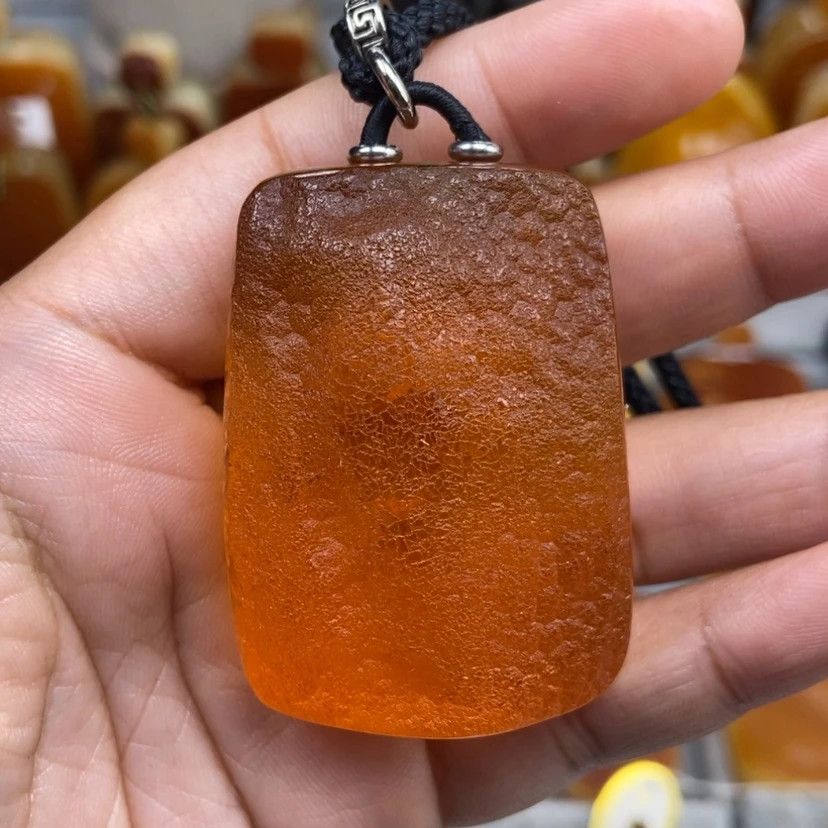 【闪购商品】琥珀颈饰未镶嵌