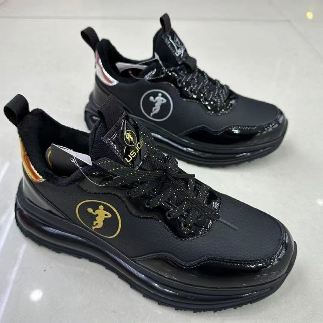 时尚气垫跑道男男士休闲健步耐磨跑步鞋运动鞋男鞋女冬季