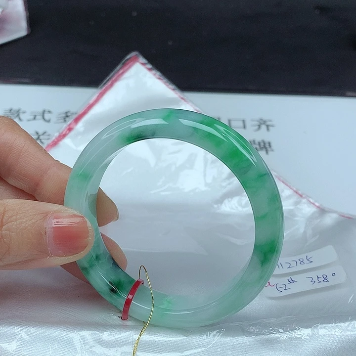 翡翠手镯未镶嵌52圈2785