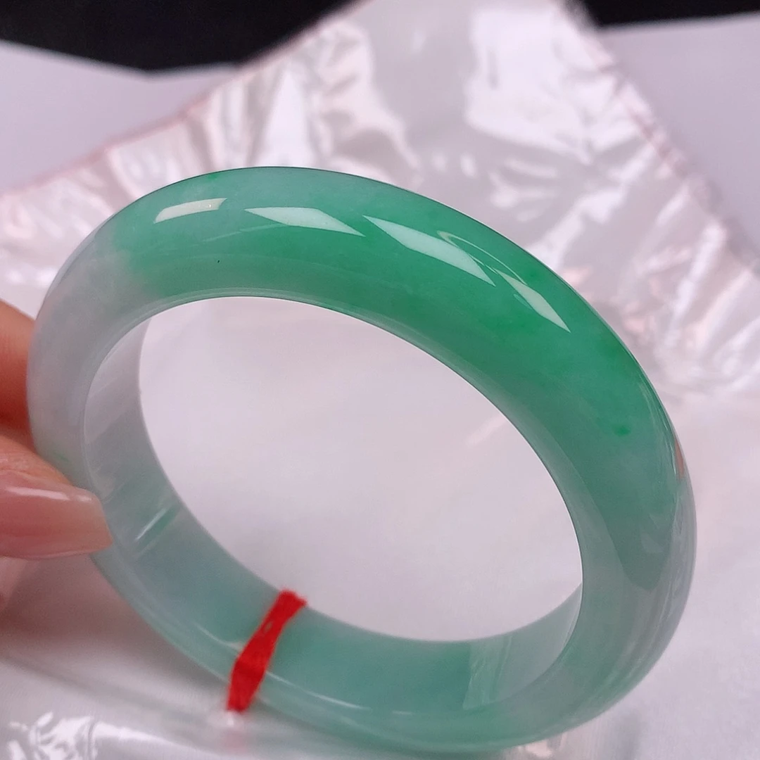 【闪购商品】翡翠手镯未镶嵌56+翡翠手镯