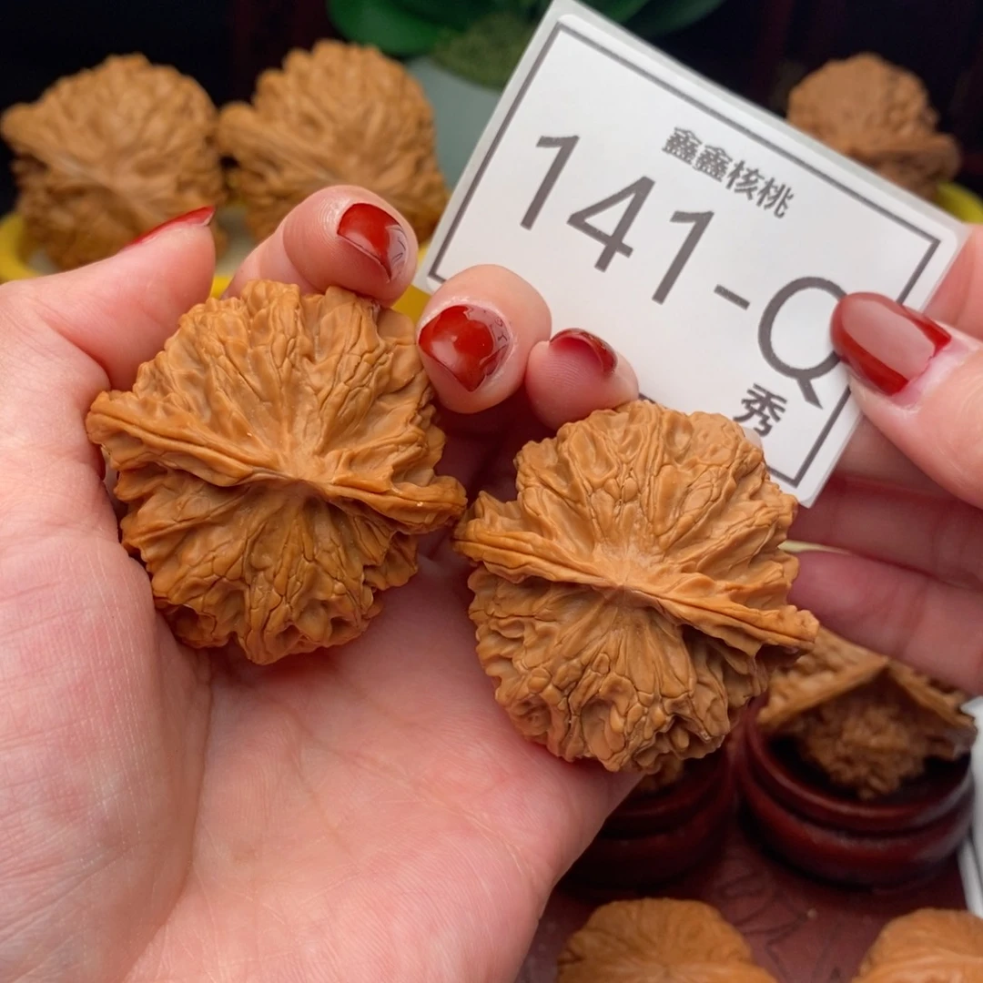 文玩核桃把件苹果园44