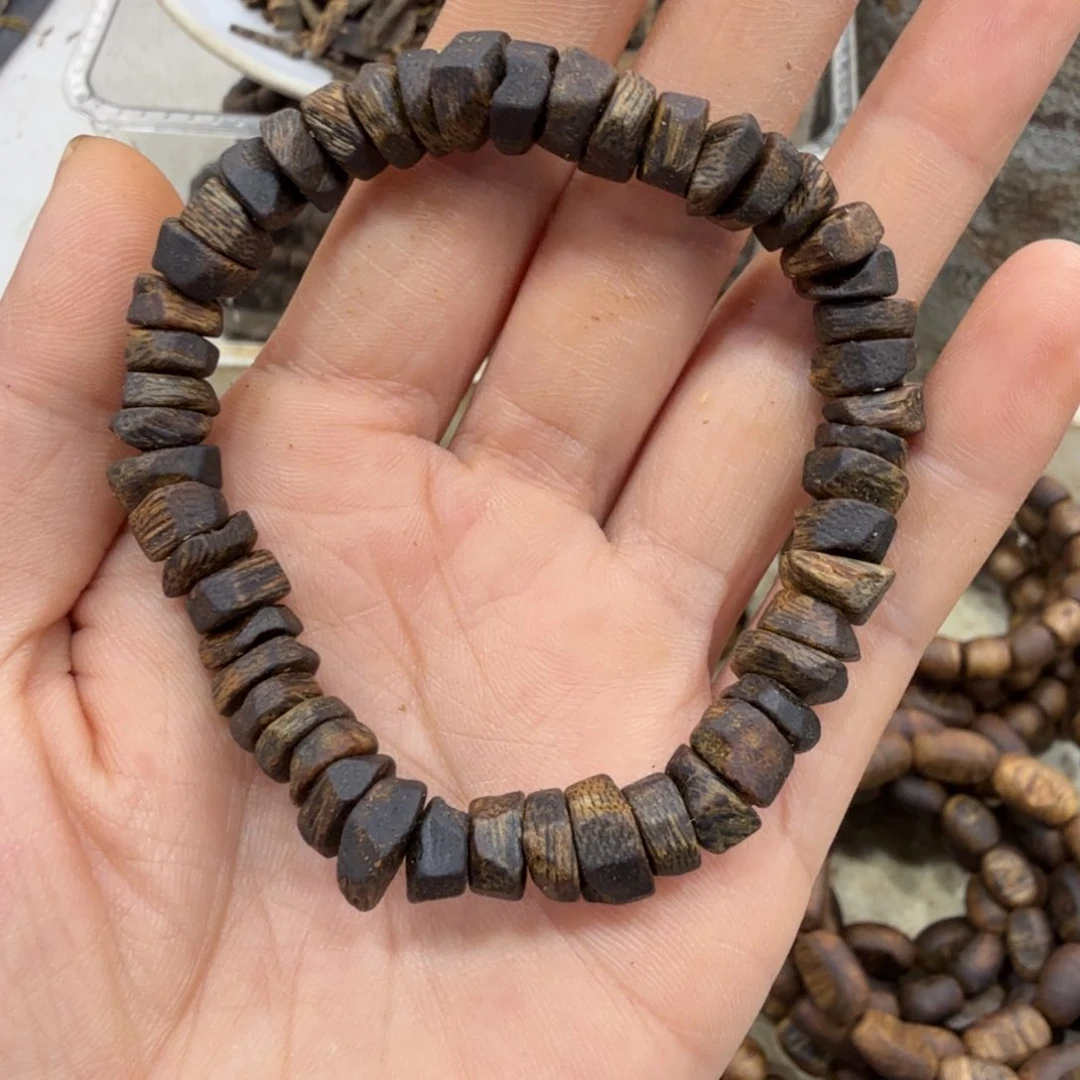 沉香碎屑沉香单圈沉水舍利子9克多样性发一