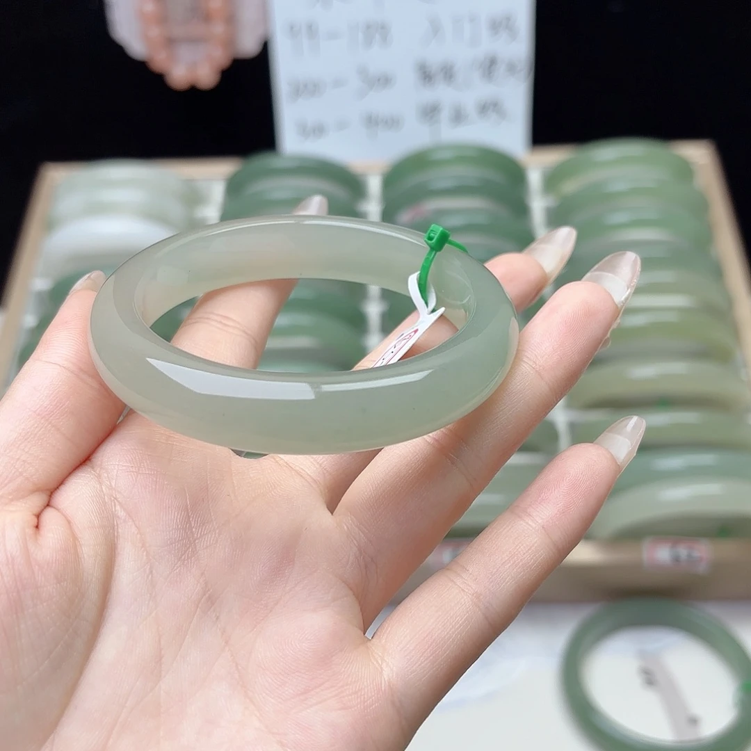 未镶嵌手镯石英质玉5859