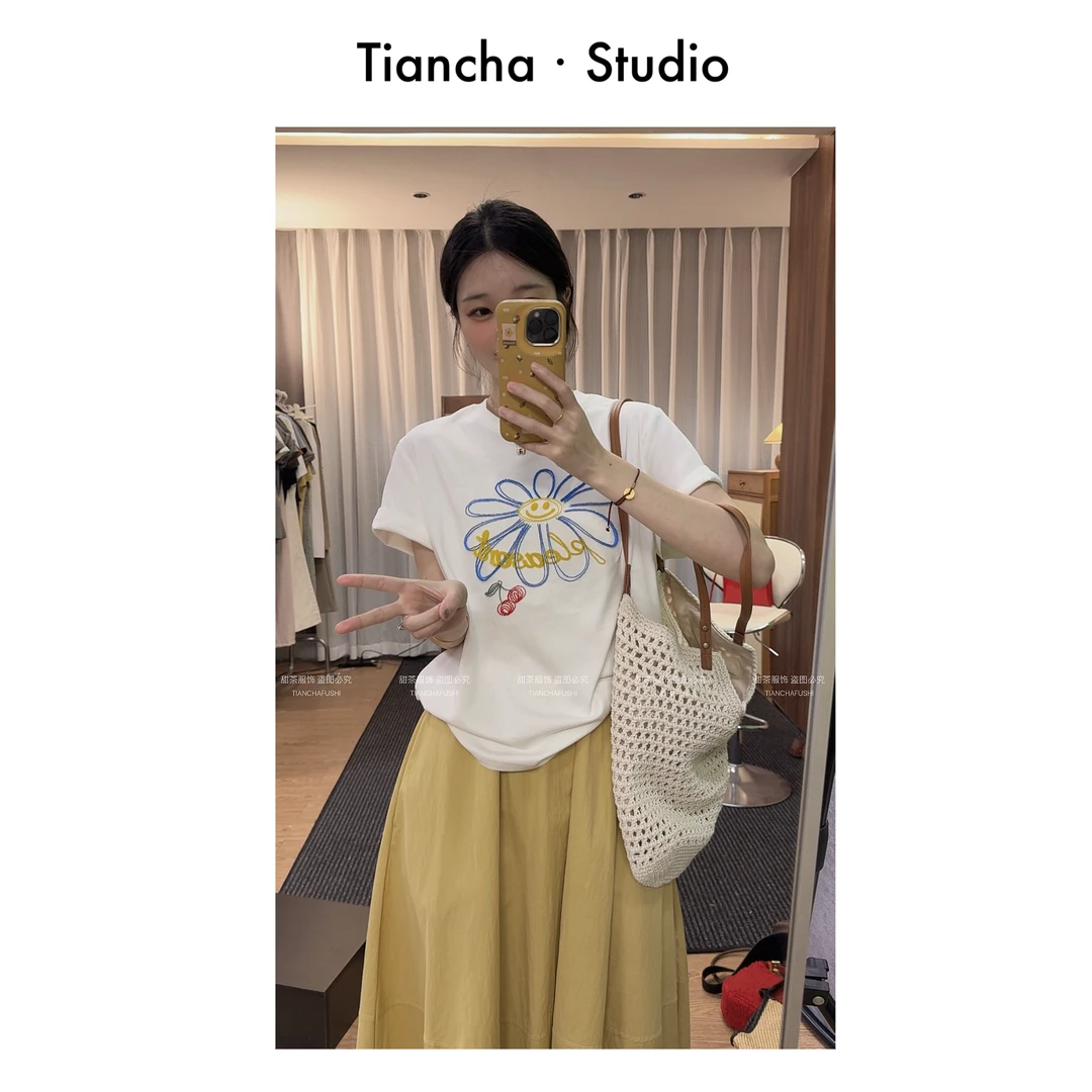 sweetc【太阳花】M716#夏季韩版正肩短袖T恤女重工刺绣设计气质百搭
