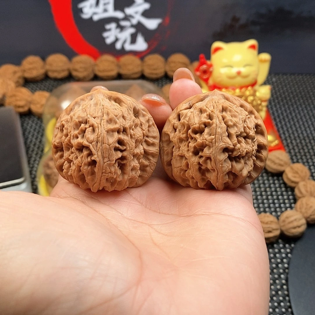 文玩核桃吊坠42尺水龙纹43.9克