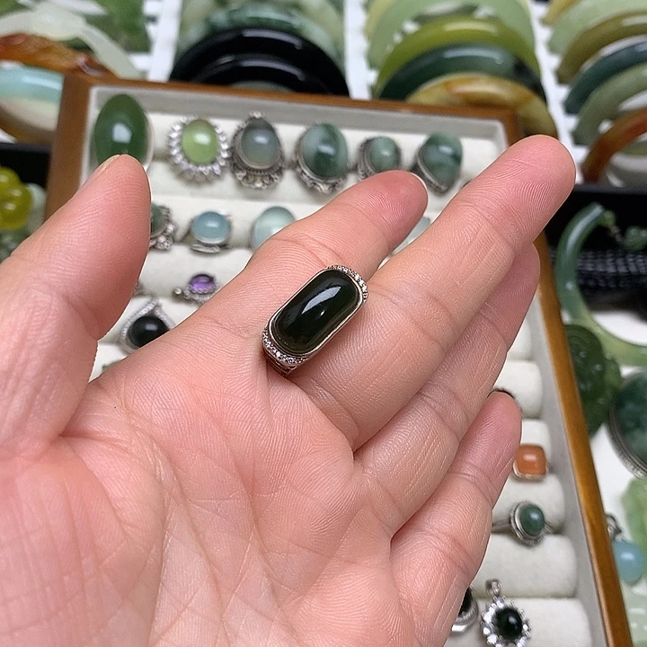 戎***旭蛇纹石玉银S925镶嵌戒指